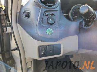 Honda Insight Insight (ZE2), Hatchback, 2009 / 2013 1.3 16V VTEC picture 12