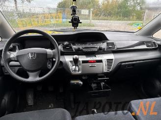 Honda Fr-v FR-V (BE), MPV, 2004 / 2009 1.7 16V picture 9