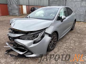 Salvage car Toyota Corolla Corolla (E21/EA1/EH1), Hatchback 5-drs, 2018 1.8 16V Hybrid 2019/12