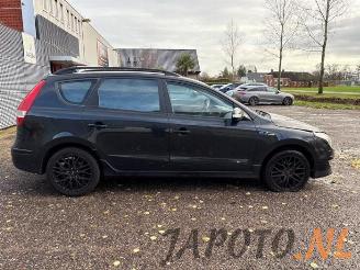 Hyundai I-30 i30 Crosswagon (WWH), Combi, 2007 / 2012 1.6 CVVT 16V picture 6