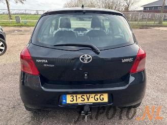 Toyota Yaris Yaris II (P9), Hatchback, 2005 / 2014 1.3 16V VVT-i picture 4