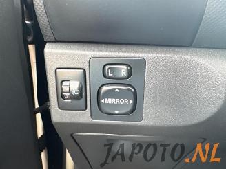 Toyota Yaris Yaris II (P9), Hatchback, 2005 / 2014 1.3 16V VVT-i picture 13