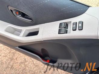 Toyota Yaris Yaris II (P9), Hatchback, 2005 / 2014 1.3 16V VVT-i picture 14