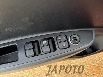 Hyundai I-10 i10 (B5), Hatchback, 2013 / 2019 1.0 12V picture 13