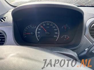 Hyundai I-10 i10 (B5), Hatchback, 2013 / 2019 1.0 12V picture 11