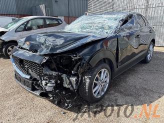 Vrakbiler auto Mazda CX-30 CX-30 (DM), SUV, 2019 2.0 e-SkyActiv-G 150 16V 2023/10