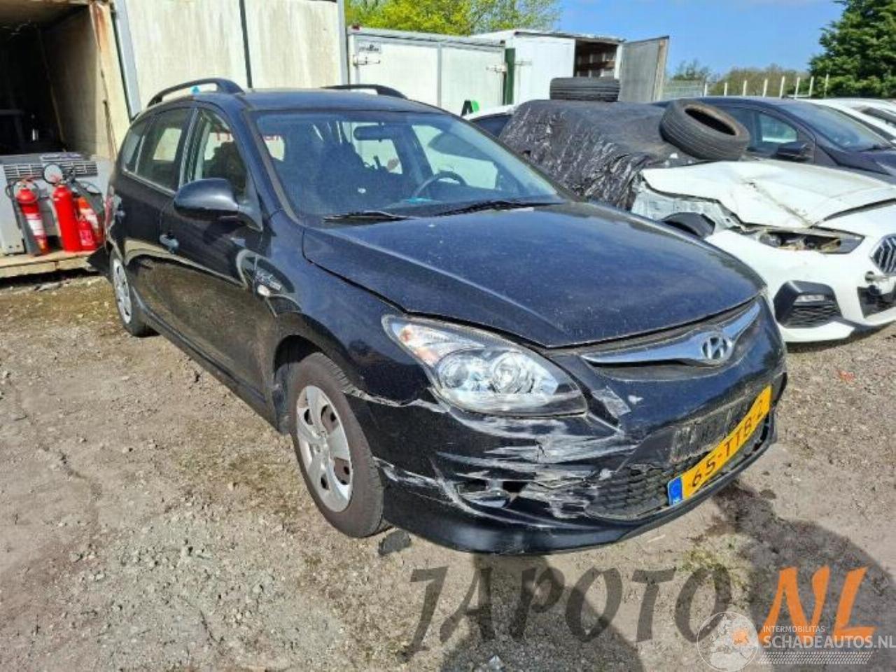 Hyundai I-30 i30 Crosswagon (WWH), Combi, 2007 / 2012 1.4 CVVT 16V