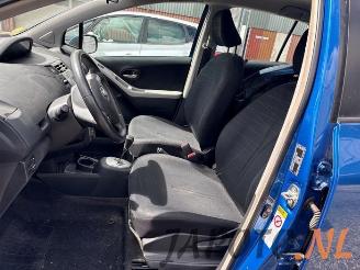 Toyota Yaris Yaris II (P9), Hatchback, 2005 / 2014 1.3 16V VVT-i picture 10