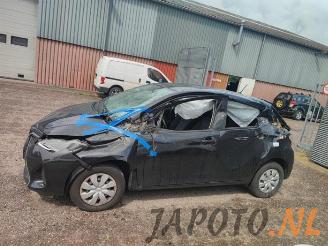 Démontage voiture Toyota Yaris Yaris III (P13), Hatchback, 2010 / 2020 1.0 12V VVT-i 2016/11