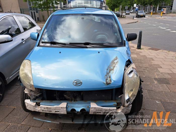 Daihatsu Sirion Sirion 2 (M3), Hatchback, 2005 1.0 12V DVVT