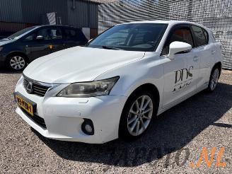 Dezmembrări autoturisme Lexus Ct CT 200h, Hatchback, 2010 1.8 16V 2011/5