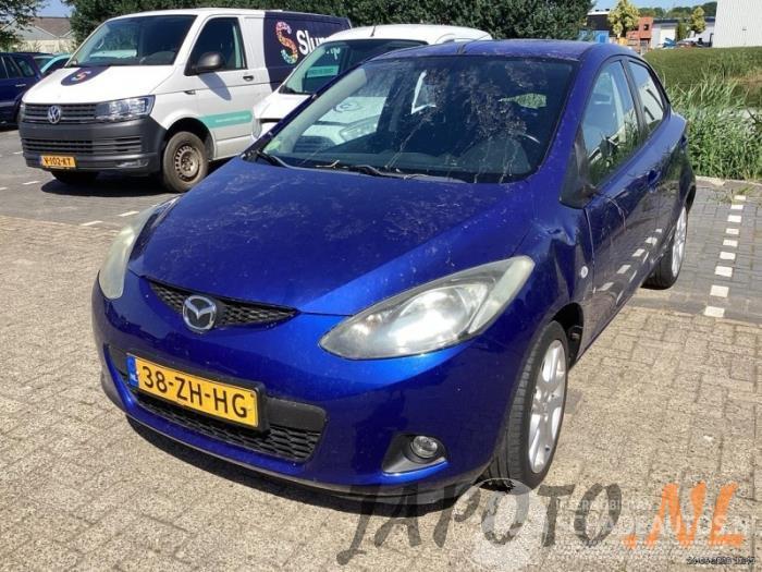 Mazda 2 2 (DE), Hatchback, 2007 / 2015 1.5 16V S-VT