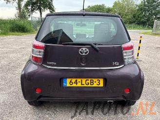 Toyota iQ iQ, Hatchback 3-drs, 2009 / 2015 1.0 12V VVT-i picture 4