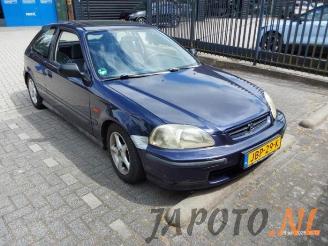 Honda Civic Civic (EJ/EK), Hatchback 3-drs, 1995 / 2001 1.4iS 16V picture 2