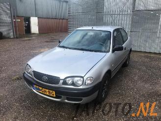Auto da rottamare Toyota Corolla Corolla (EB/WZ/CD), Hatchback, 2000 / 2002 1.6 16V VVT-i 2000/11