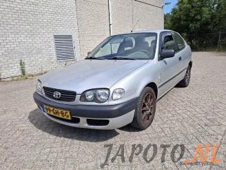 Autoverwertung Toyota Corolla Corolla (EB/WZ/CD), Hatchback, 2000 / 2002 1.6 16V VVT-i 2000/11