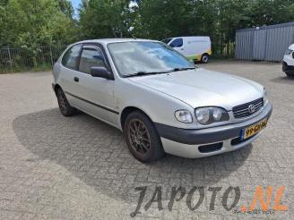 Toyota Corolla Corolla (EB/WZ/CD), Hatchback, 2000 / 2002 1.6 16V VVT-i picture 5