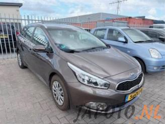 Uttjänta bilar auto Kia Cee d Cee'd Sportswagon (JDC5), Combi, 2012 / 2018 1.6 GDI 16V 2013/1