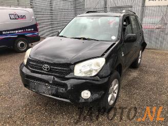 Coche siniestrado Toyota Rav-4 RAV4 (A2), Terreinwagen, 2000 / 2005 1.8 16V VVT-i 4x2 2004/8