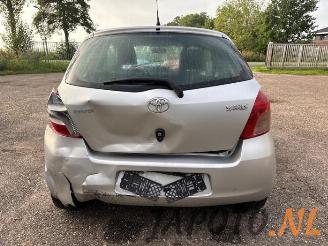 Toyota Yaris Yaris II (P9), Hatchback, 2005 / 2014 1.0 12V VVT-i picture 4