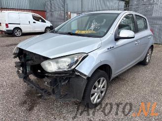  Hyundai I-20 i20, Hatchback, 2008 / 2015 1.2i 16V 2012/7