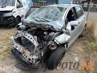 Vrakbiler auto Toyota Yaris Yaris II (P9), Hatchback, 2005 / 2014 1.3 16V VVT-i 2006/3
