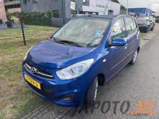 Coche siniestrado Hyundai I-10 i10 (F5), Hatchback, 2007 / 2013 1.1i 12V 2012/2