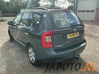 Kia Carens Carens III (FG), MPV, 2006 / 2013 2.0i CVVT 16V picture 3