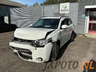 rozbiórka samochody osobowe Mitsubishi Outlander Outlander (GF/GG), SUV, 2012 / 2022 2.0 16V PHEV 4x4 2013/12
