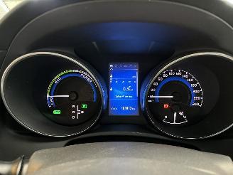 Toyota Auris 1.8 Hybrid Lease Pro picture 24