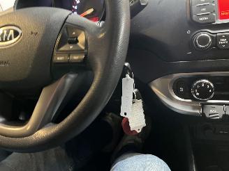 Kia Rio 1.4 CVVT Plus Pack picture 24