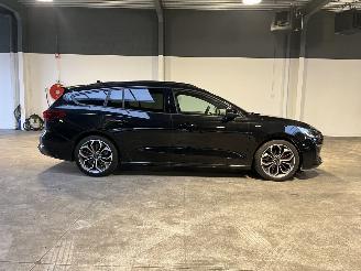 Ford Focus 1.0 EcoBoost Hybrid ST Line X picture 6