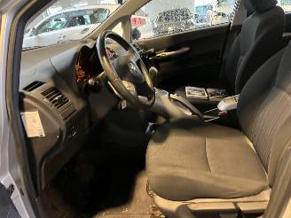 Toyota Auris 1.6 Aspiration Automaat 134.000 KM NAP! picture 17