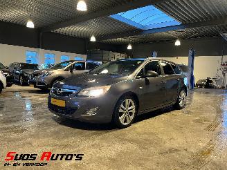 Voiture accidenté Opel Astra Sports Tourer 1.4 Turbo Sport 2011/5