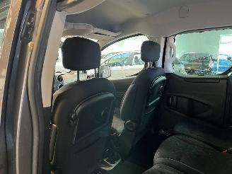 Peugeot Partner TEPEE 1.2 PureTech Allure picture 13