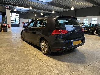 Volkswagen Golf 1.6 TDI Trendline Plus BlueMotion picture 3