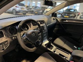 Volkswagen Golf 1.6 TDI Trendline Plus BlueMotion picture 17