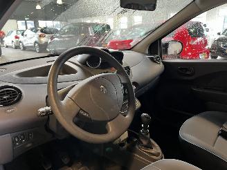 Renault Twingo 1.2 16V Collection NAP! picture 13