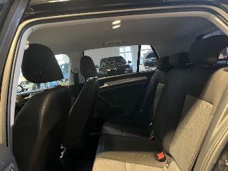 Volkswagen Golf 1.2 TSI Trendline picture 14