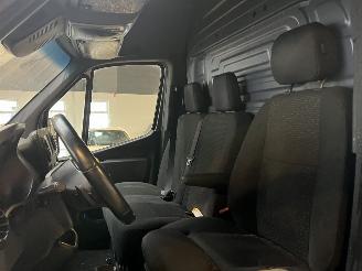 Mercedes Sprinter 317 1.9 CDI L2H2 90.000 KM NAP! AUTOMAAT! picture 17
