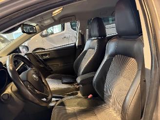 Toyota Auris 1.8 Hybrid Executive NAP! picture 15