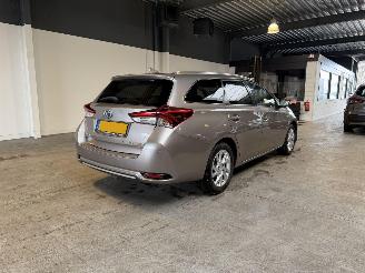 Toyota Auris 1.8 Hybrid Executive NAP! picture 5