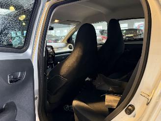 Citroën C1 1.2 PureTech Shine picture 14