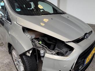 Ford B-Max 1.0 EcoBoost Titanium picture 10