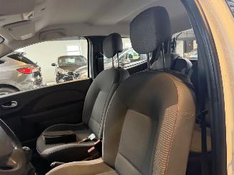 Renault Twingo 1.5 dCi Dynamique picture 12