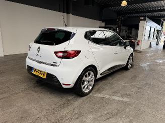 Renault Clio 0.9 TCe Limited picture 5