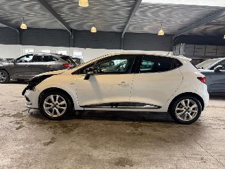 Renault Clio 0.9 TCe Limited picture 2