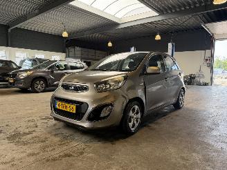 Voiture accidenté Kia Picanto 1.0 CVVT ISG Comfort Pack 2014/2