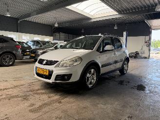 Vaurioauto  passenger cars Suzuki SX4 1.6 Exclusive Automaat 2011/11