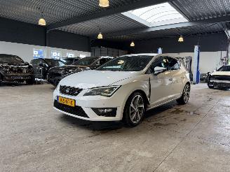Schadeauto Seat Leon 1.4 TSI FR 2014/6